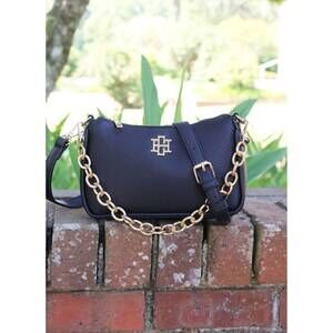 NEW CAROLINE HILL joan crossbody bag in black
